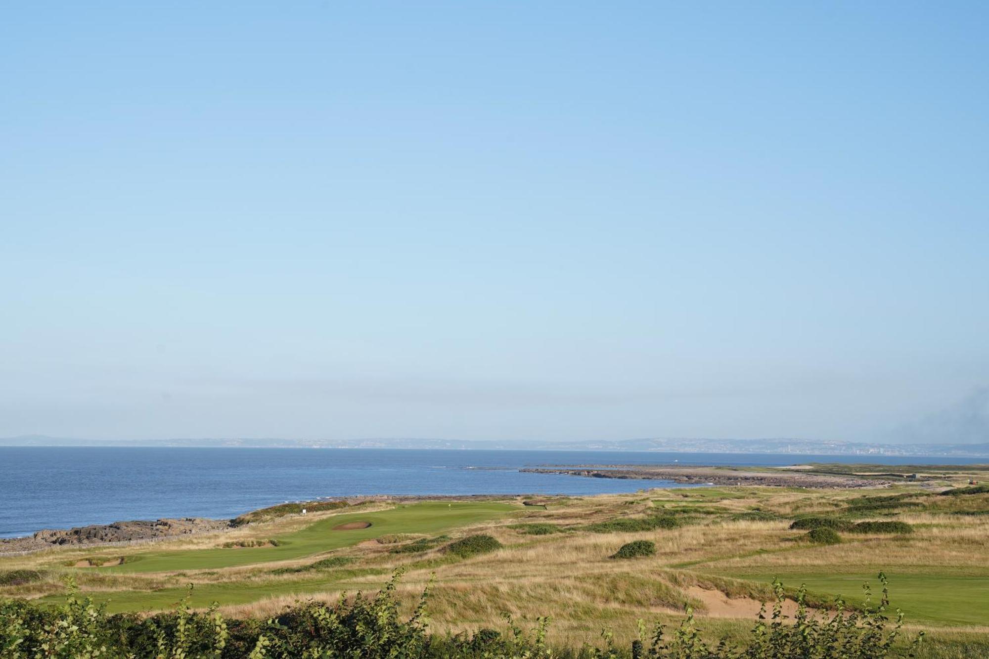 Seafront With Spectacular Views * Porthcawl